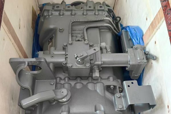 Sawl math o drosglwyddiadau tryciau sydd?